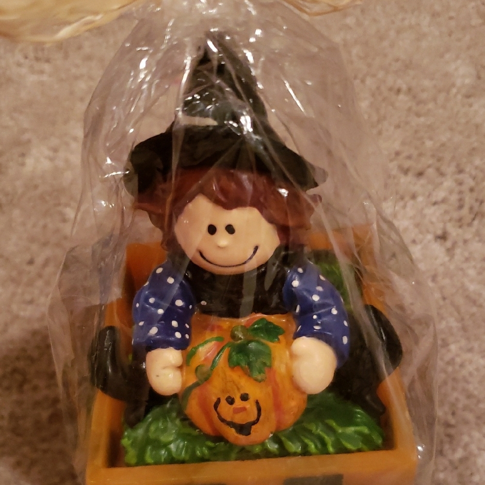 NWT New Halloween Candle Cute Little Witch with Pumpkin Jackolantern